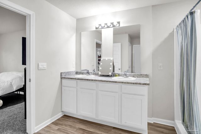 1760 Paisleigh Dr, Pensacola, FL 32534