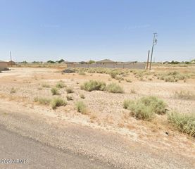 3910 N BANDELIER Drive 32, Eloy, AZ 85131