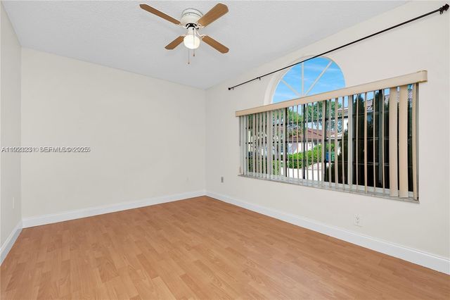 113 Danielle Ct, Weston, FL 33326