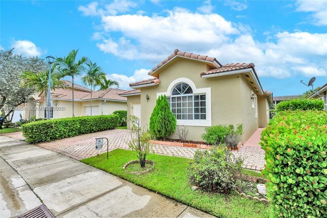 113 Danielle Ct, Weston, FL 33326