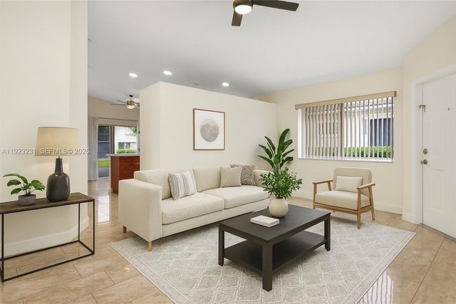 113 Danielle Ct, Weston, FL 33326