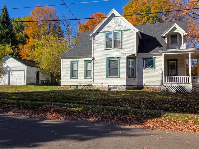 2 Francis Street, Malone, NY 12953