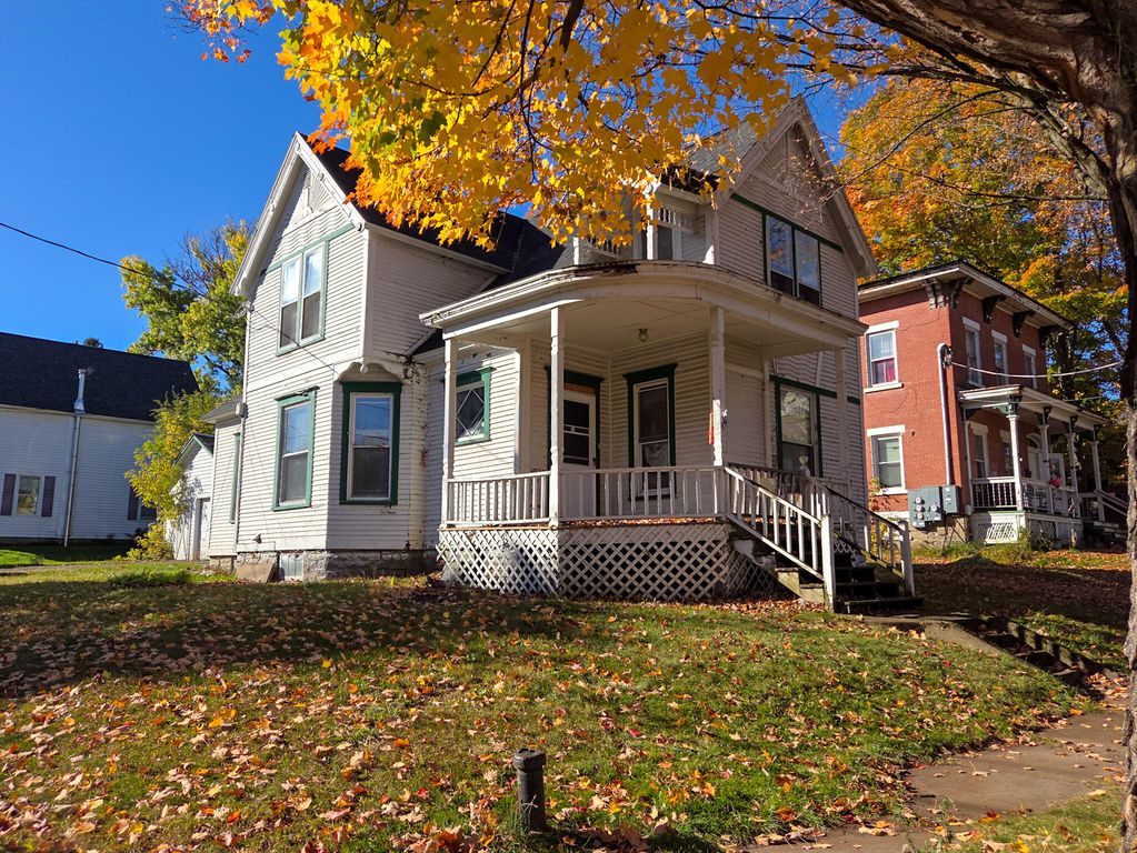 2 Francis Street, Malone, NY 12953