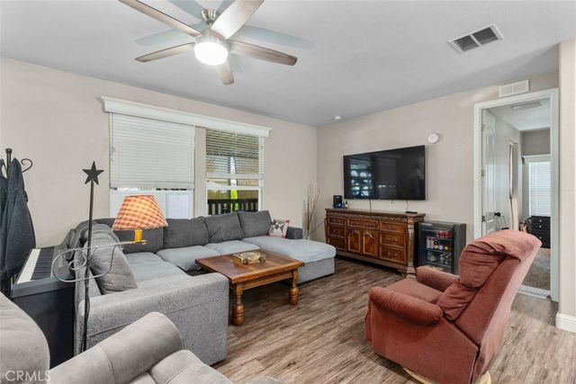 5815 La Palma Ave 304, Anaheim, CA 92807