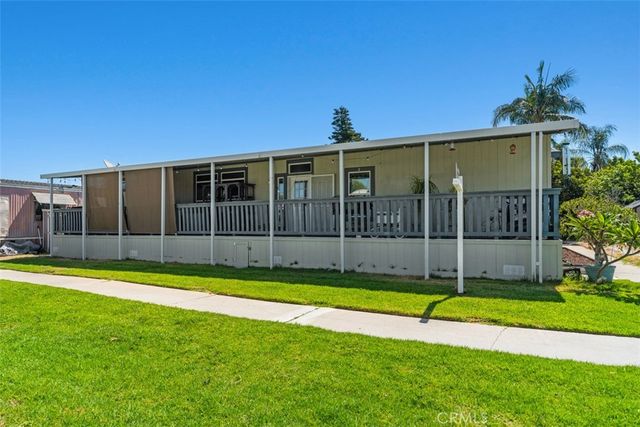 5815 La Palma Ave 304, Anaheim, CA 92807