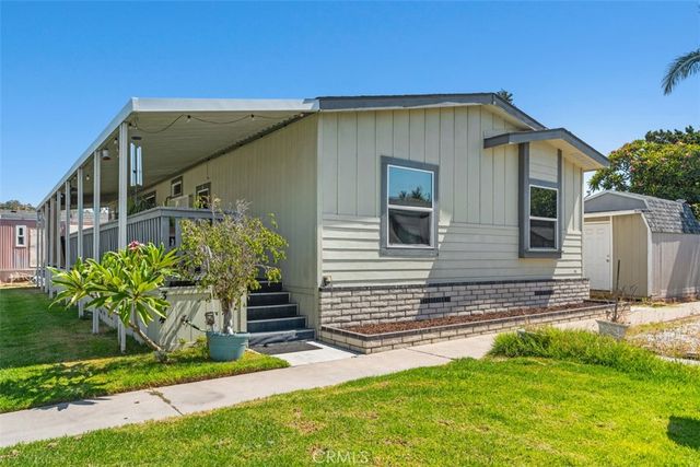 5815 La Palma Ave 304, Anaheim, CA 92807