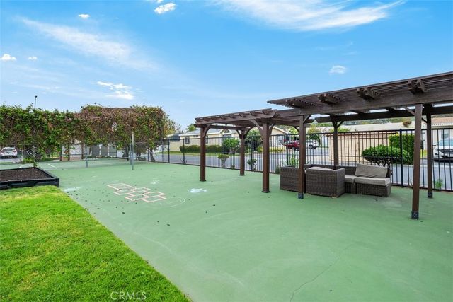 5815 La Palma Ave 304, Anaheim, CA 92807