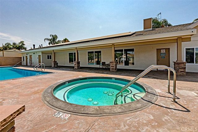 5815 La Palma Ave 304, Anaheim, CA 92807
