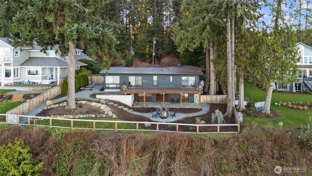 1067 Cavalero Road, Camano Island, WA 98282