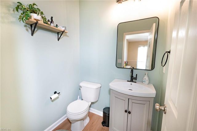 221 Dogwood RD, Yorktown, VA 23690