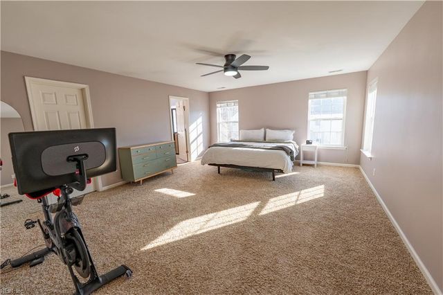 221 Dogwood RD, Yorktown, VA 23690