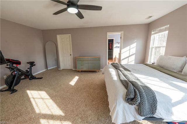 221 Dogwood RD, Yorktown, VA 23690