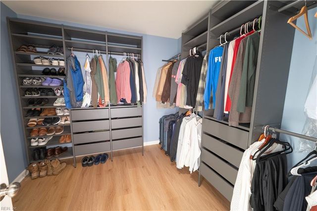 221 Dogwood RD, Yorktown, VA 23690