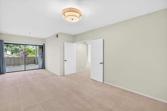 440 Cesano Court 209, Palo Alto, CA 94306