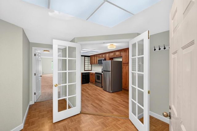 440 Cesano Court 209, Palo Alto, CA 94306