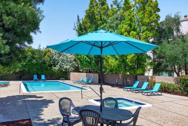 440 Cesano Court 209, Palo Alto, CA 94306
