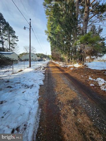 9546 RAPIDAN DR, Fredericksburg, VA 22407