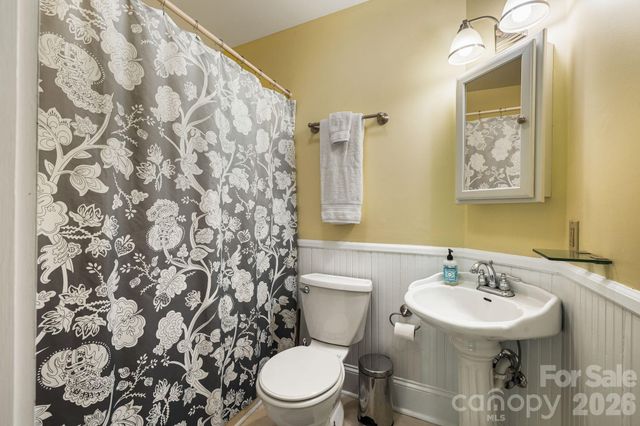 25 Saint Dunstans Circle, Asheville, NC 28803