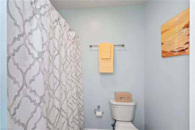 3056 Cape Henry CT, Virginia Beach, VA 23451