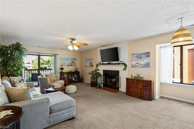 3056 Cape Henry CT, Virginia Beach, VA 23451