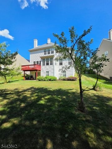 51 Bouwrey Pl, Readington Twp., NJ 08889
