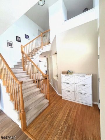 51 Bouwrey Pl, Readington Twp., NJ 08889