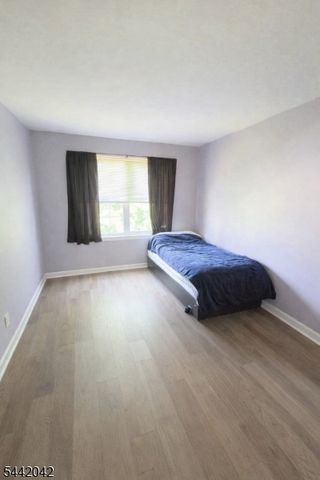 51 Bouwrey Pl, Readington Twp., NJ 08889