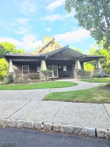 51 Bouwrey Pl, Readington Twp., NJ 08889