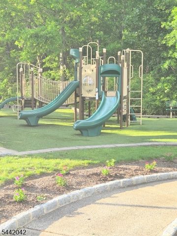 51 Bouwrey Pl, Readington Twp., NJ 08889