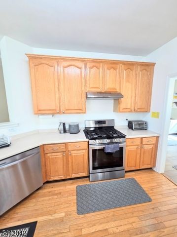 51 Bouwrey Pl, Readington Twp., NJ 08889