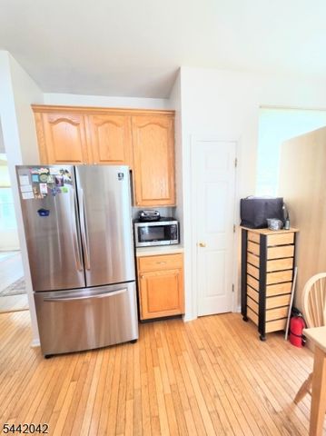 51 Bouwrey Pl, Readington Twp., NJ 08889