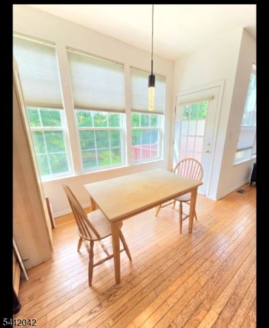 51 Bouwrey Pl, Readington Twp., NJ 08889