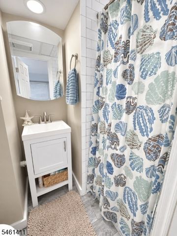 5 Rockwood Trl, Kinnelon Boro, NJ 07405