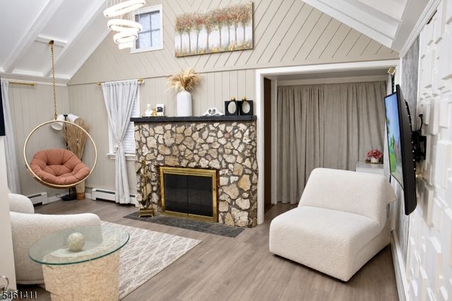 5 Rockwood Trl, Kinnelon Boro, NJ 07405