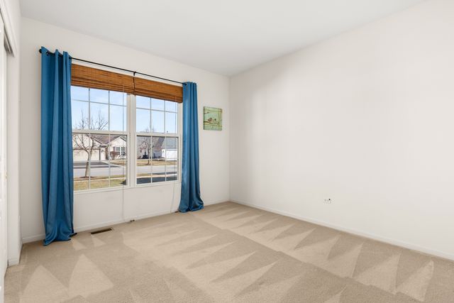 13497 Wildwood Lane, Huntley, IL 60142