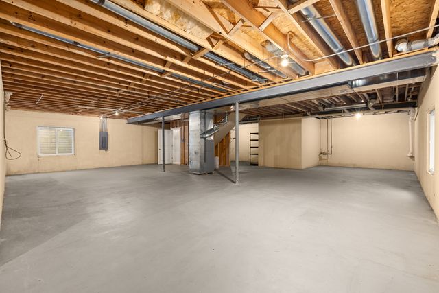 13497 Wildwood Lane, Huntley, IL 60142