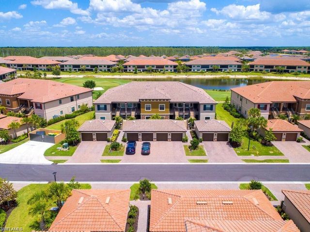 9378 Pocida CT 101, Naples, FL 34119