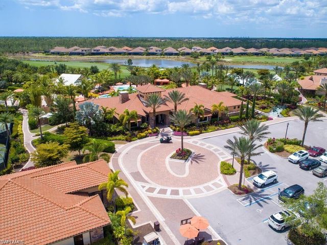 9378 Pocida CT 101, Naples, FL 34119