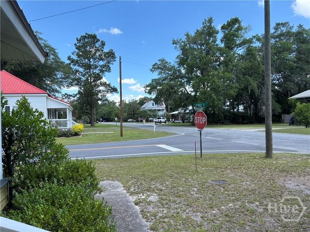 804 N Maple Street, Springfield, GA 31329