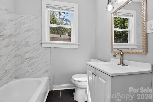 2304 Kennesaw Drive, Charlotte, NC 28216