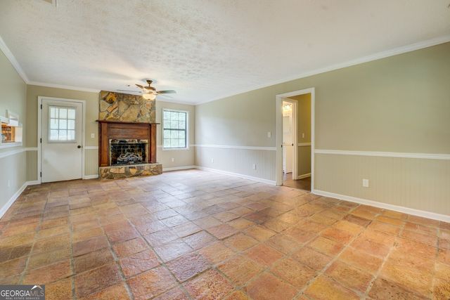 95 Dixie Trail, Covington, GA 30014