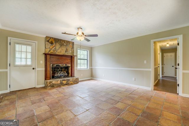 95 Dixie Trail, Covington, GA 30014