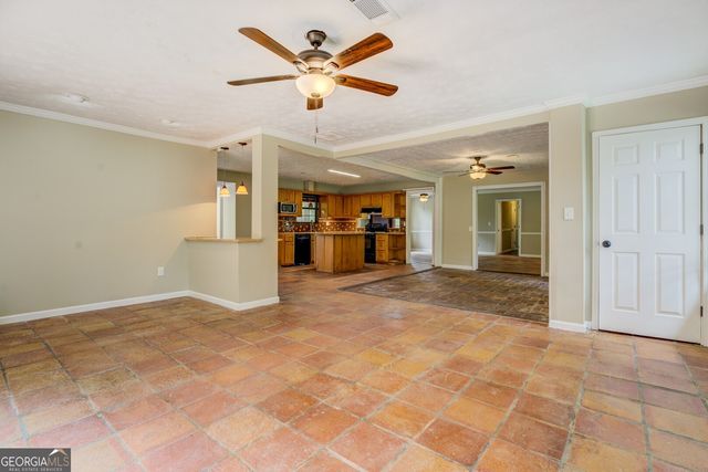 95 Dixie Trail, Covington, GA 30014