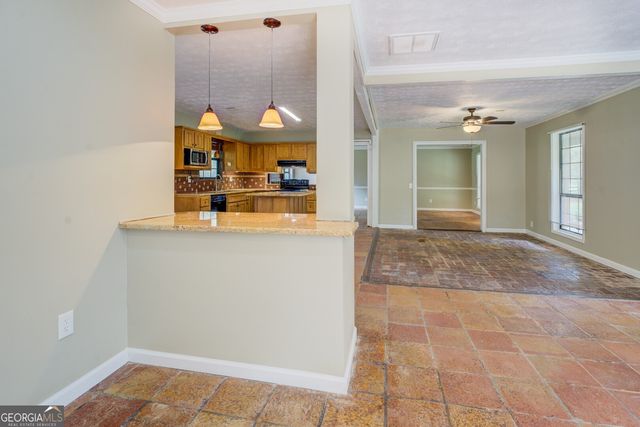 95 Dixie Trail, Covington, GA 30014