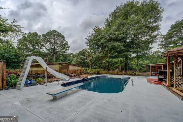 95 Dixie Trail, Covington, GA 30014