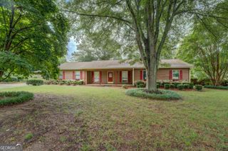 95 Dixie Trail, Covington, GA 30014