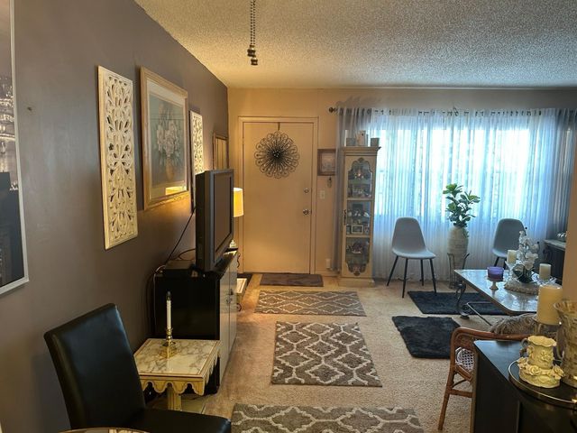 1401 SW 134th Way 307-C, Pembroke Pines, FL 33027