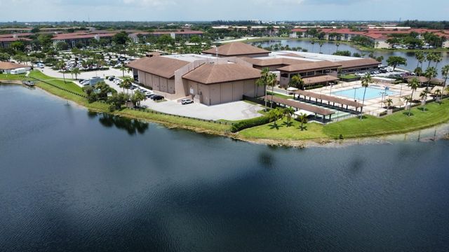 1401 SW 134th Way 307-C, Pembroke Pines, FL 33027