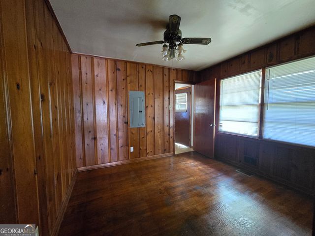 677 Shellnut Drive, Forest Park, GA 30297