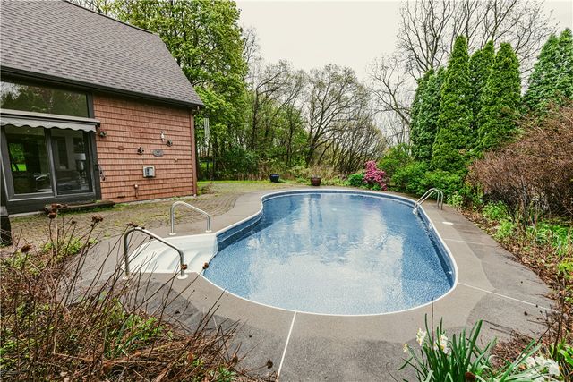 243 Inspiration Point Road, Webster, NY 14580